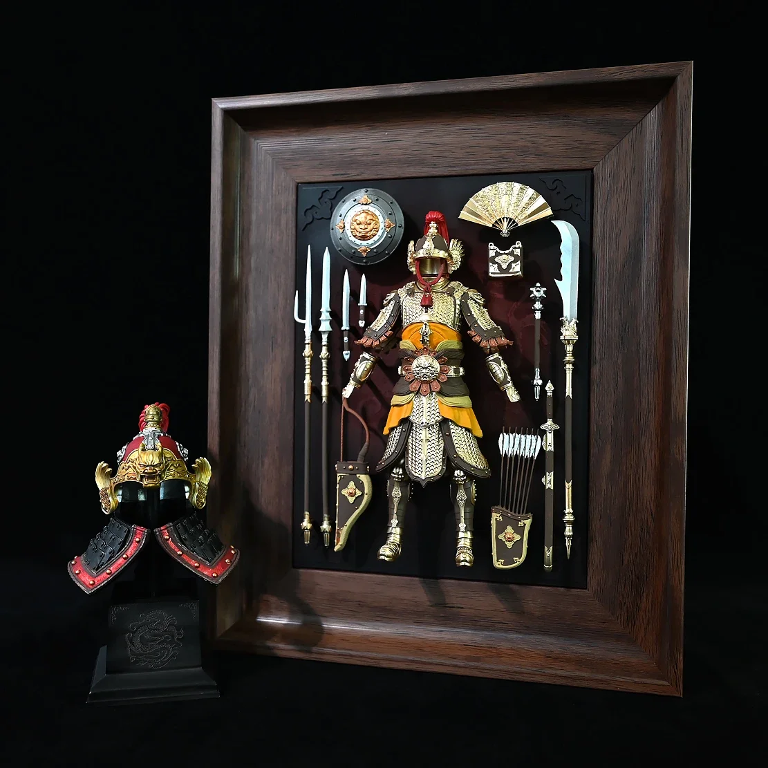 Samurajrustning i Ram – Antik Väggdekoration